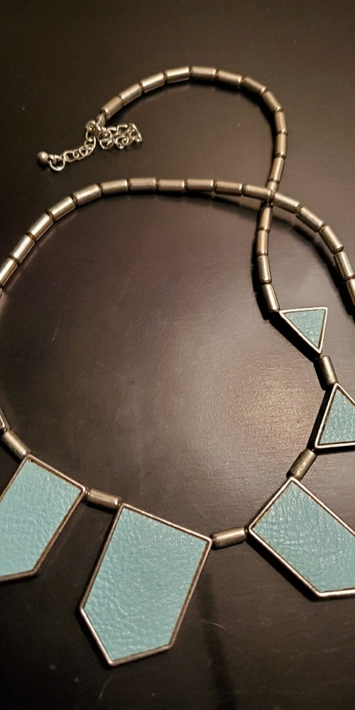 Geometric turquoise necklace